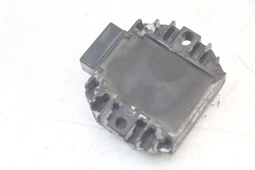 photo de REGULADOR MBK FLAME X 125 (2007 - 2016) - Primer plano técnico