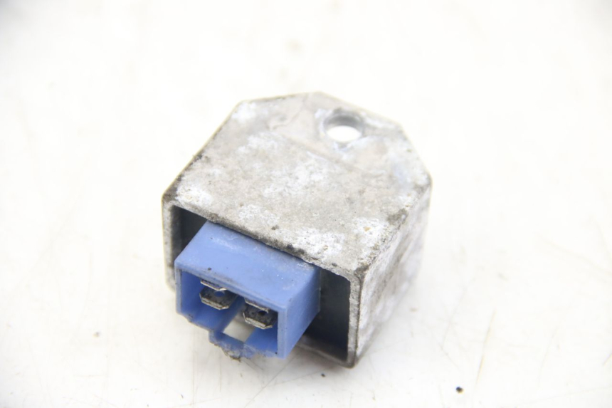 photo de REGULADOR DE CARGA MBK FLIPPER 50 (2004 - 2012) - Zoom estado de uso