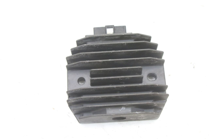 photo de REGULADOR YAMAHA FZ6 FAZER S2 600 (2007 - 2011) - Detalle de la pieza
