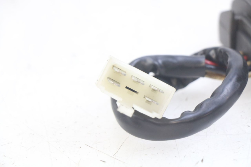 photo de REGULADOR DE CARGA YAMAHA FZS FAZER 600 (1998 - 2001) - Zoom estado de uso