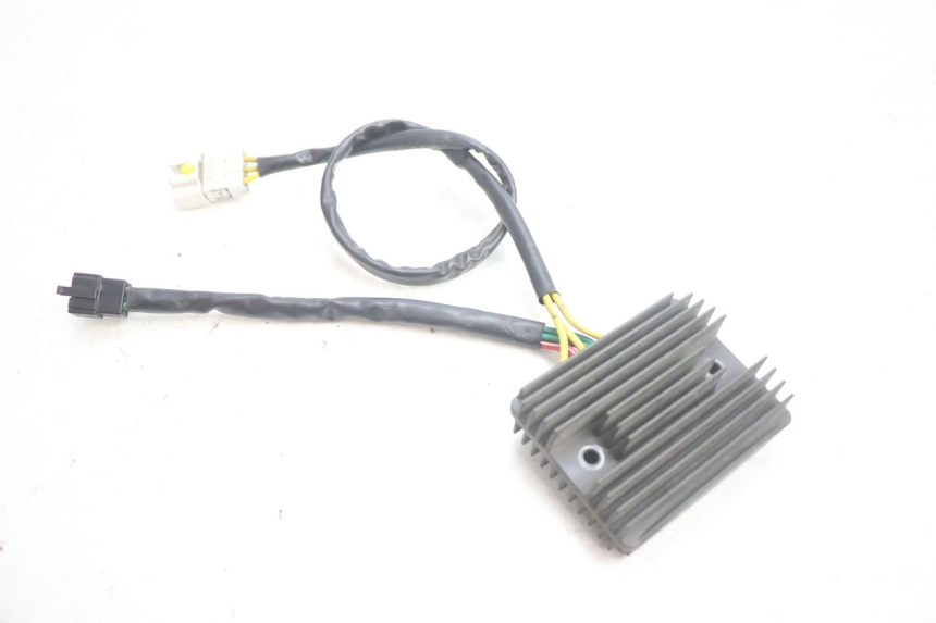 photo de REGULADOR DE CARGA GILERA GP 800 (2007 - 2013) - Vista principal