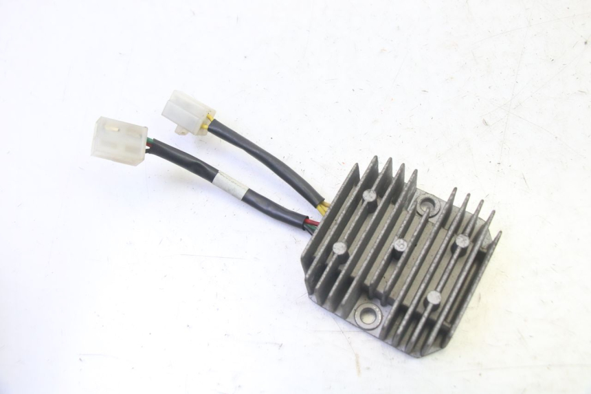 photo de REGULADOR KYMCO GRAND DINK 125 (2002 - 2007) - Vista principal