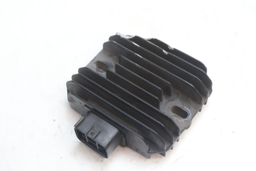 photo de REGULADOR SUZUKI GSR 600 (2005 - 2012) - Vista principal