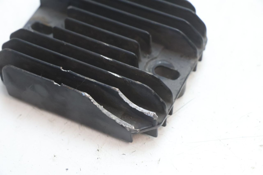 photo de REGULADOR SUZUKI GSR 600 (2005 - 2012) - Zoom estado de uso