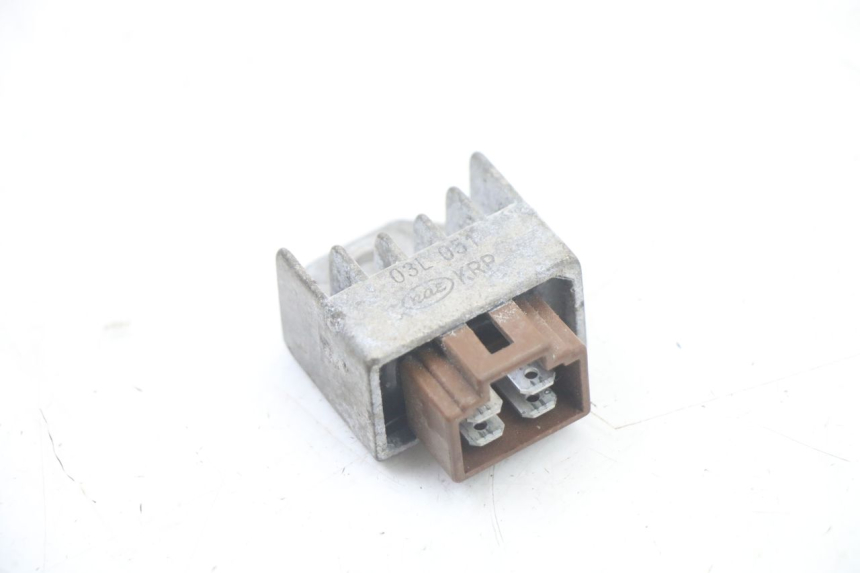 photo de REGULADOR DE CARGA HONDA SCV LEAD 100 (2003 - 2007) - Detalle de la pieza