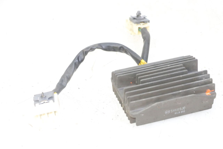 photo de REGULADOR PIAGGIO IE MP3 YOURBAN 300 (2011 - 2016) - Vista principal