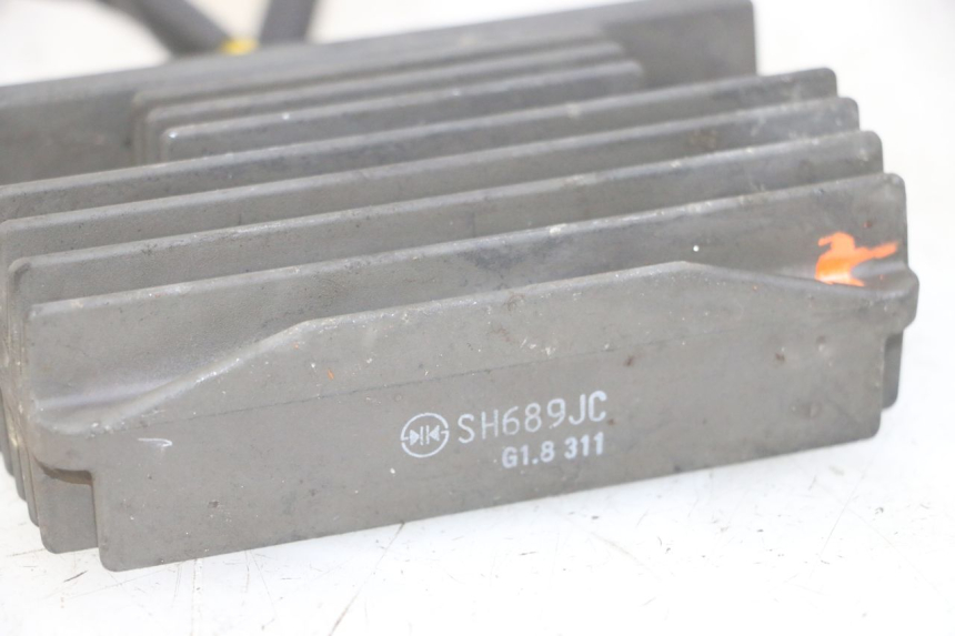 photo de REGULADOR PIAGGIO IE MP3 YOURBAN 300 (2011 - 2016) - Recambio usado revisado