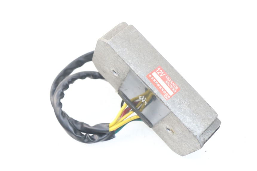 photo de REGULADOR SYM JOYMAX 250 (2013 - 2017) - Otra perspectiva