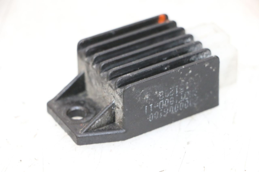 photo de REGULADOR DE CARGA PEUGEOT KISBEE 2T 50 (2010 - 2017) - Vista principal