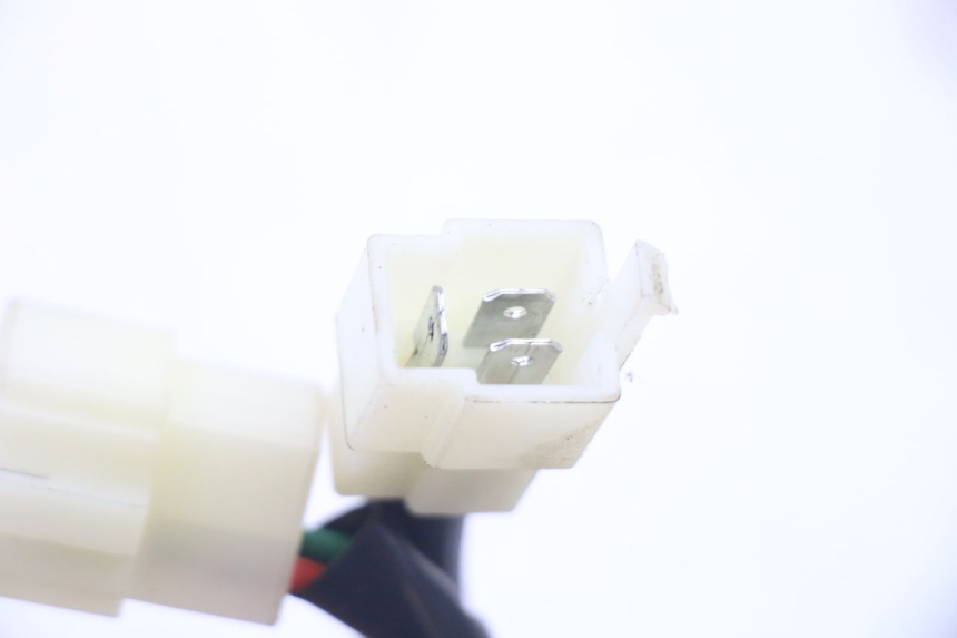 photo de REGULADOR DE CARGA PEUGEOT KISBEE 4T 50 (2018 - 2022) - Primer plano técnico