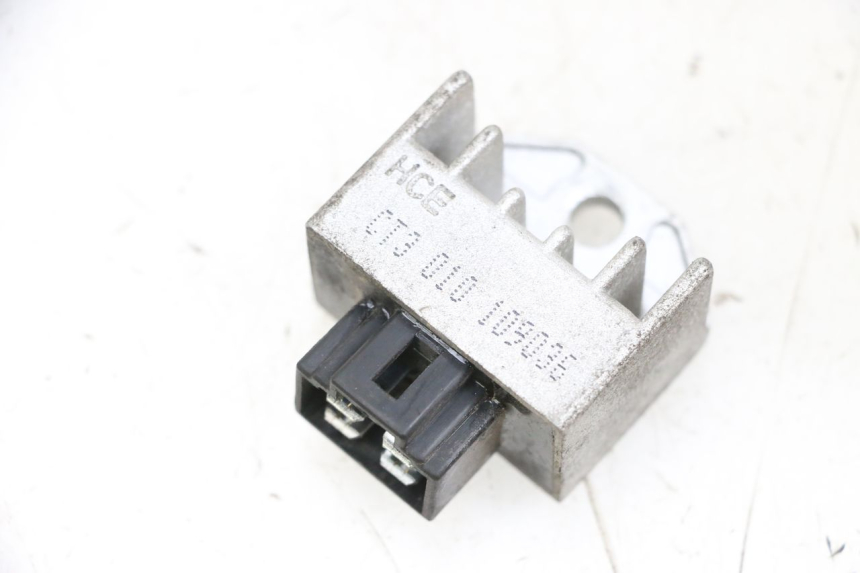 photo de REGULADOR DE CARGA PEUGEOT KISBEE 4T 50 (2010 - 2017) - Vista principal