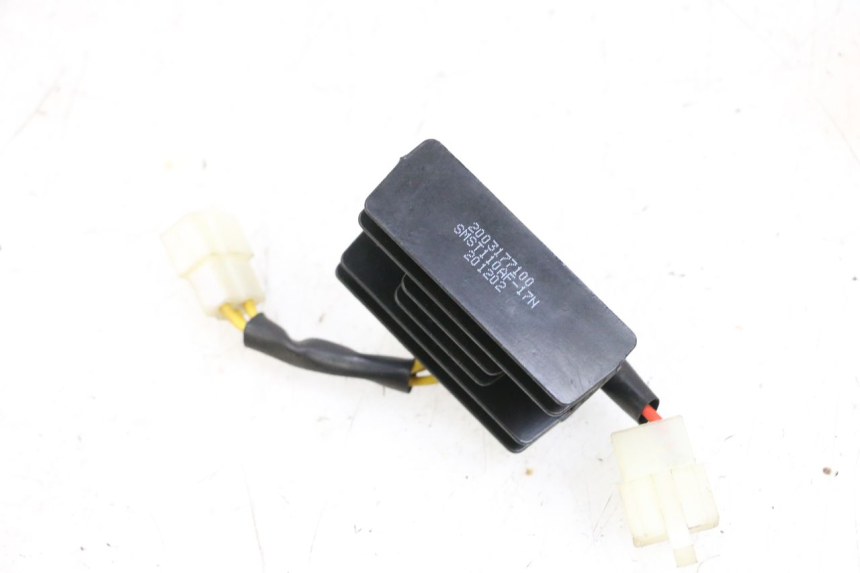 photo de REGULADOR DE CARGA PEUGEOT KISBEE 4T 50 (2018 - 2022) - Otra perspectiva