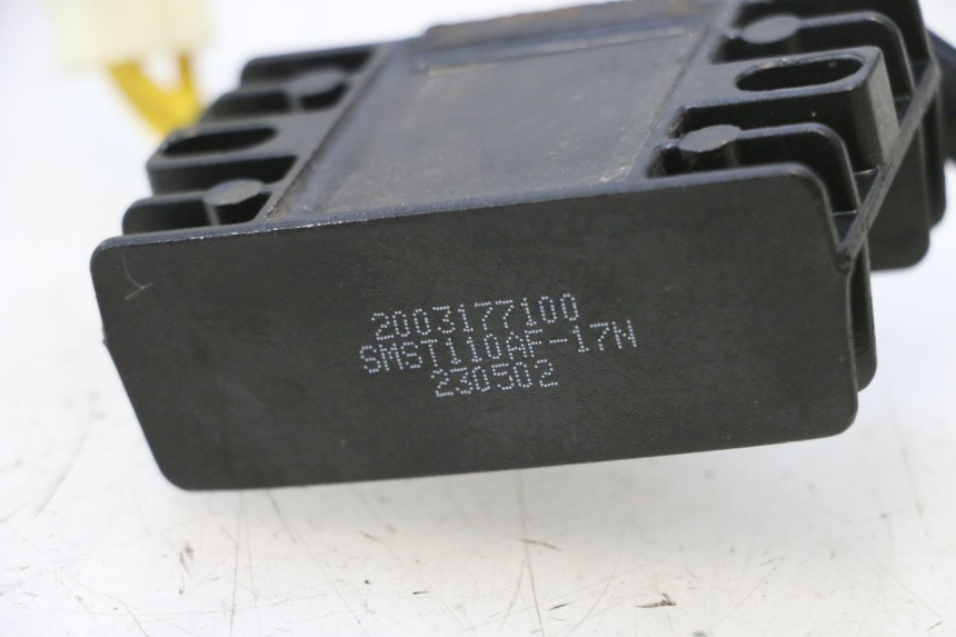 photo de REGULADOR PEUGEOT KISBEE 4T 50 (2023 - 2026) - Zoom estado de uso