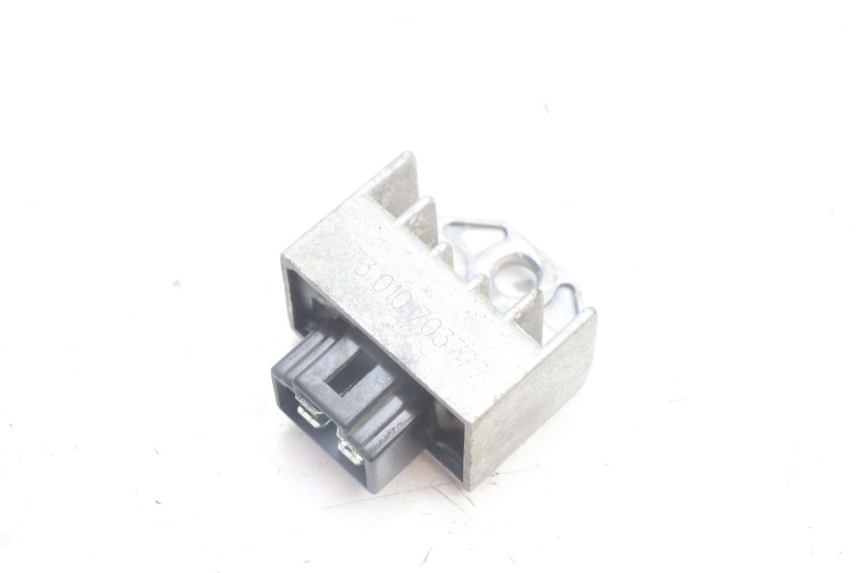 photo de REGULADOR DE CARGA PEUGEOT KISBEE 4T 50 (2010 - 2017) - Vista principal