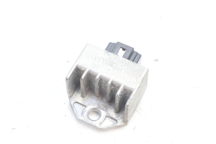 photo de REGULADOR DE CARGA PEUGEOT KISBEE 4T 50 (2010 - 2017) - Detalle de la pieza