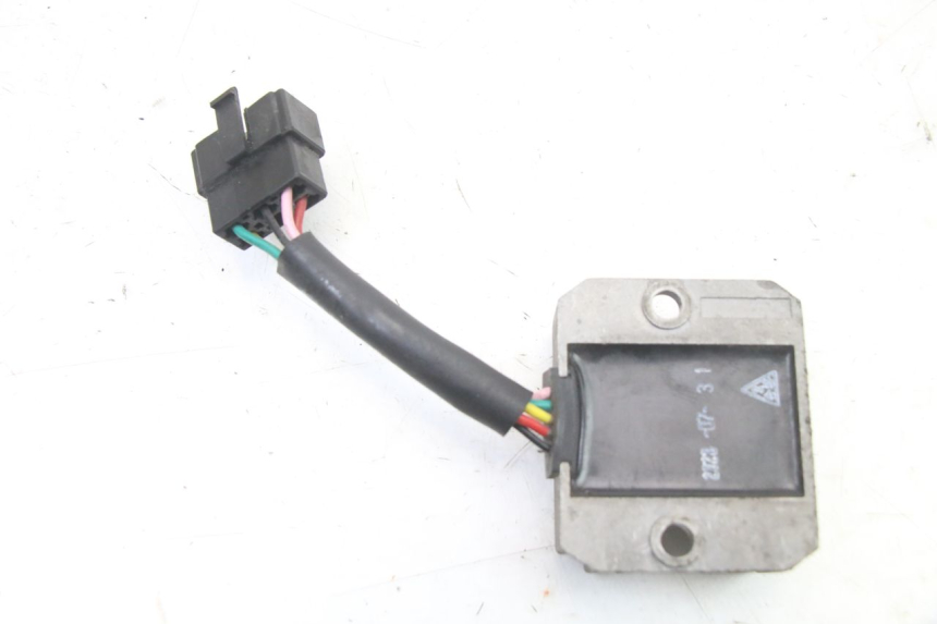 photo de REGULADOR DE CARGA KYMCO AGILITY 4T 50 (2018 - 2022) - Otra perspectiva