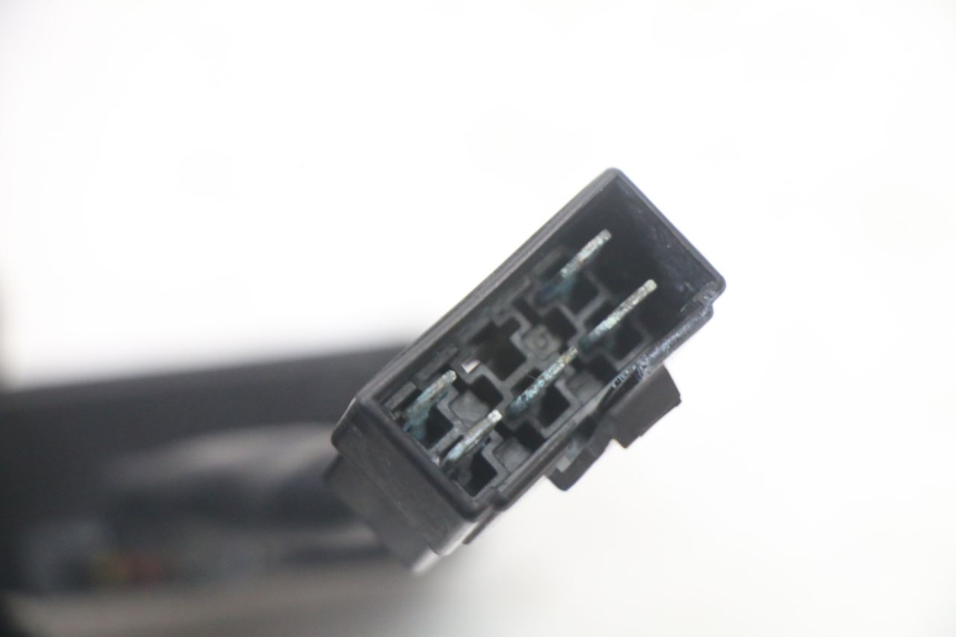 photo de REGULADOR KYMCO PEOPLE S 125 (2000 - 2008) - Otra perspectiva