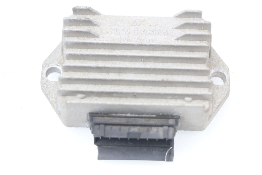 photo de REGULADOR PIAGGIO LIBERTY 2T 50 (2004 - 2008) - Vista principal