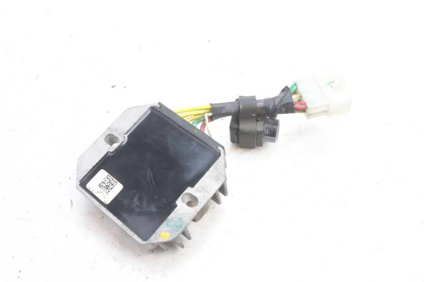 photo de REGULADOR PIAGGIO LIBERTY IGET 4T 50 (2021 - 2025) - Zoom estado de uso