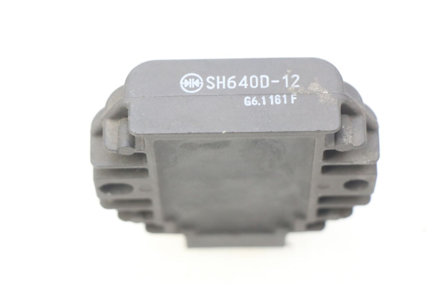 photo de REGULADOR DE CARGA PIAGGIO LIBERTY IGET S 125 (2016 - 2020) - Detalle de la pieza