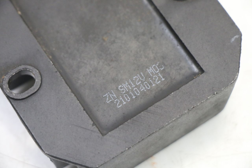 photo de REGULADOR LONGJIA SHARPY 125 (2020 - 2024) - Otra perspectiva