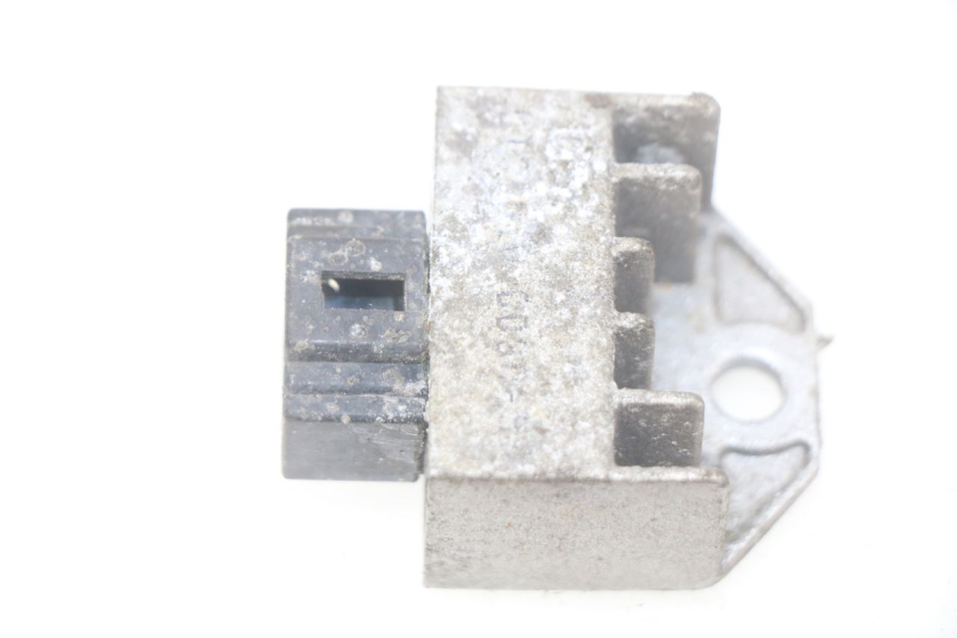 photo de REGULADOR DE CARGA PEUGEOT LUDIX 2 PRO 4T 50 (2008 - 2013) - Vista principal