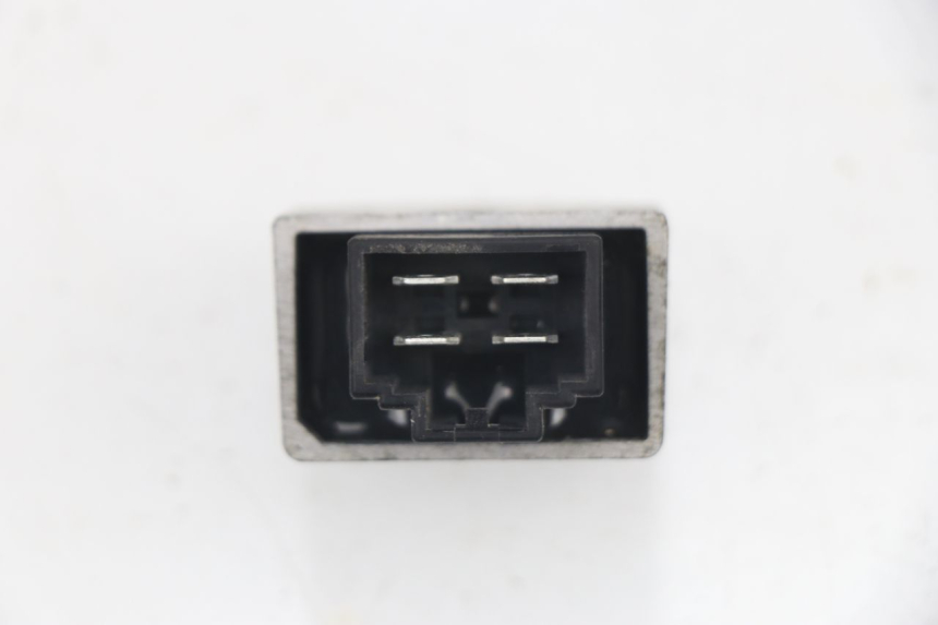 photo de REGULADOR DE CARGA PEUGEOT LUDIX 50 (2005 - 2007) - Zoom estado de uso