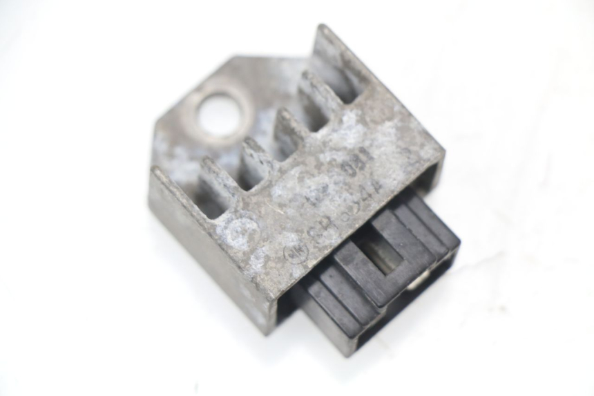 photo de REGULADOR DE CARGA PEUGEOT LUDIX 50 (2005 - 2007) - Vista principal