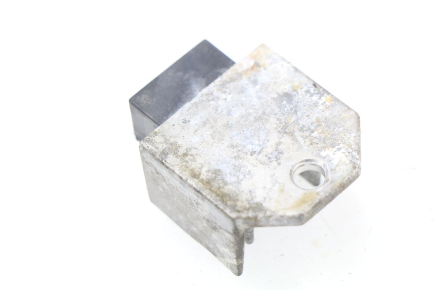 photo de REGULADOR DE CARGA PEUGEOT LUDIX 50 (2008 - 2017) - Zoom estado de uso