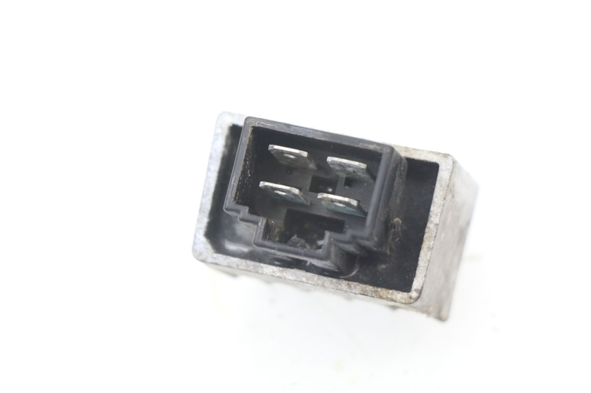 photo de REGULADOR DE CARGA PEUGEOT LUDIX 50 (2008 - 2017) - Otra perspectiva