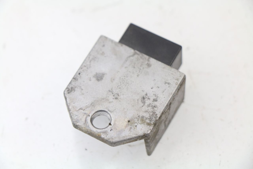 photo de REGULADOR DE CARGA PEUGEOT LUDIX 50 (2008 - 2017) - Zoom estado de uso