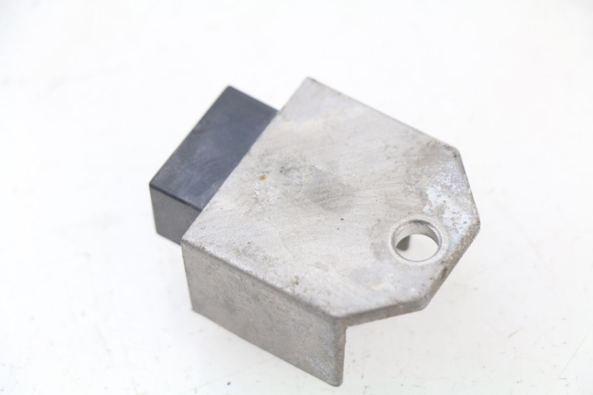 photo de REGULADOR DE CARGA PEUGEOT LUDIX 50 (2008 - 2017) - Detalle de la pieza