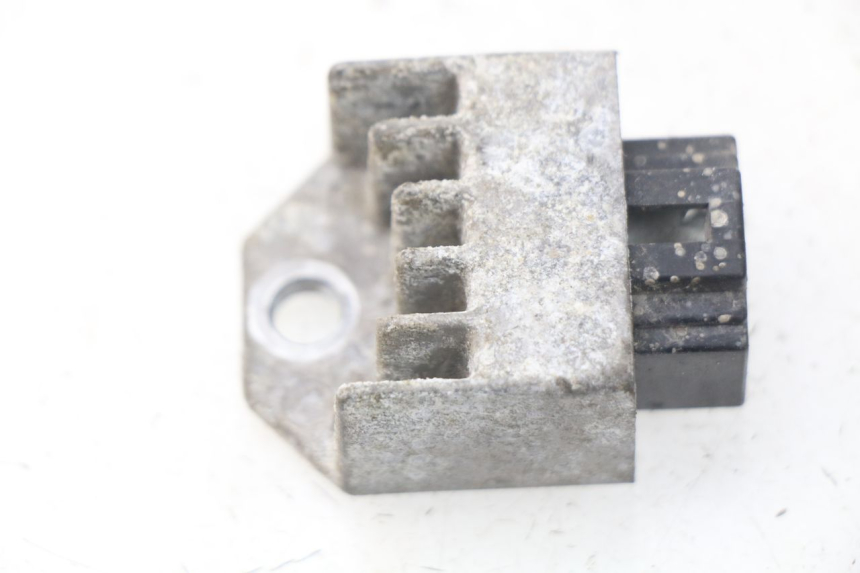 photo de REGULADOR DE CARGA PEUGEOT LUDIX 50 (2008 - 2017) - Vista principal