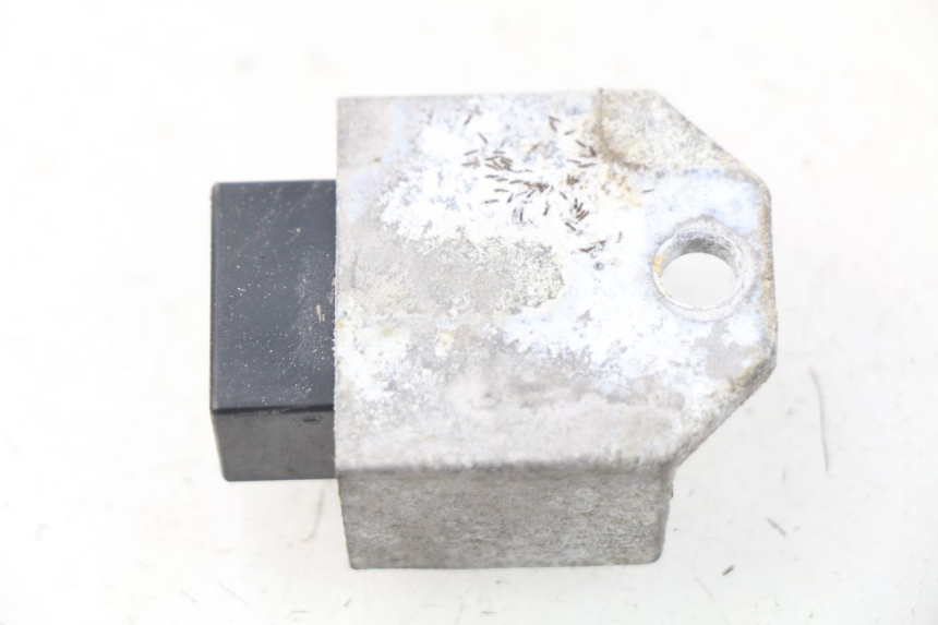 photo de REGULADOR DE CARGA PEUGEOT LUDIX 50 (2008 - 2017) - Detalle de la pieza