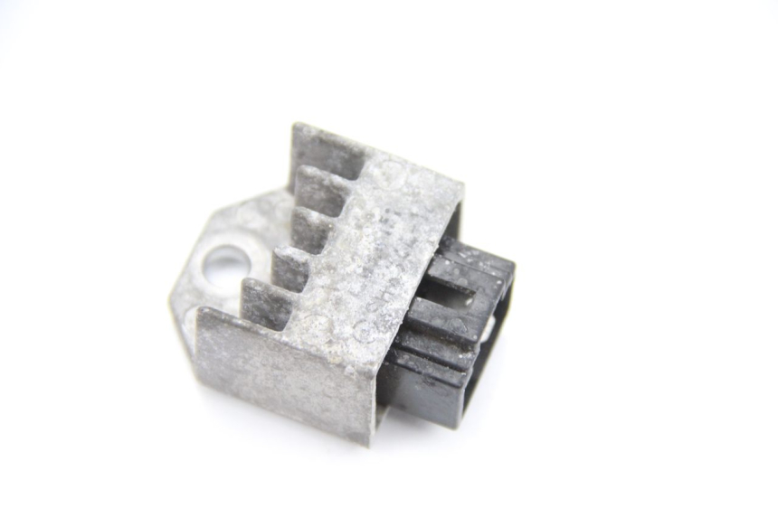 photo de REGULADOR DE CARGA PEUGEOT LUDIX 50 (2008 - 2017) - Vista principal