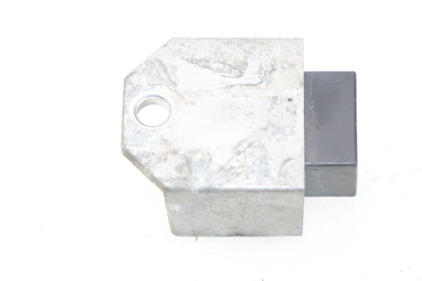 photo de REGULADOR DE CARGA PEUGEOT LUDIX 50 (2008 - 2017) - Zoom estado de uso