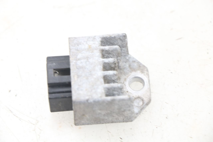 photo de REGULADOR DE CARGA PEUGEOT LUDIX 50 (2008 - 2017) - Vista principal