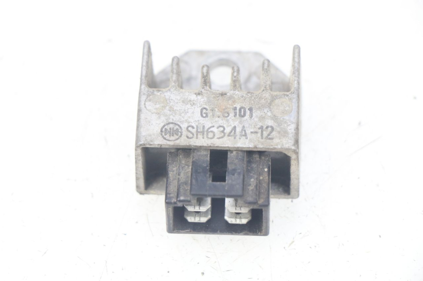 photo de REGULADOR DE CARGA PEUGEOT LUDIX 50 (2008 - 2017) - Vista principal