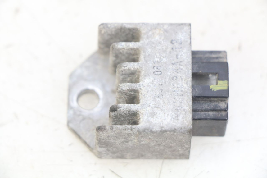 photo de REGULADOR DE CARGA PEUGEOT LUDIX 50 (2005 - 2007) - Vista principal