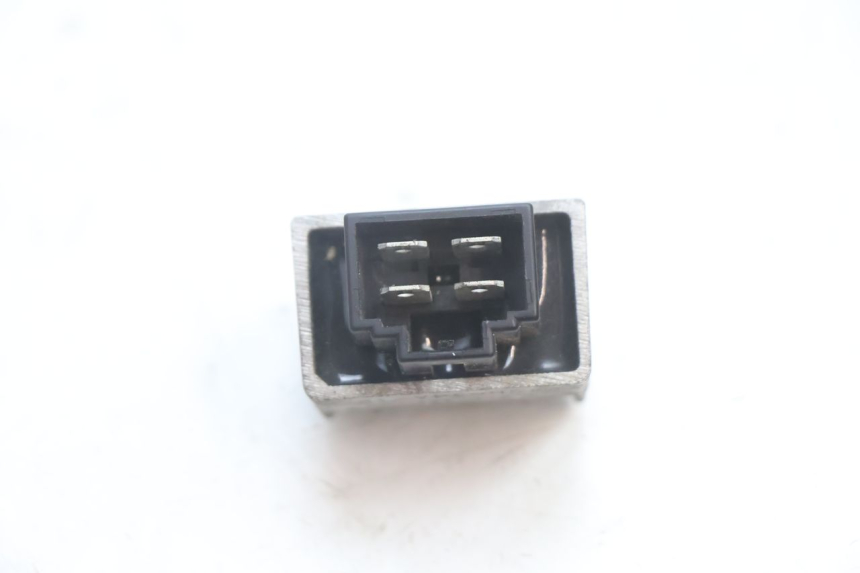 photo de REGULADOR PEUGEOT LUDIX ONE 50 (2004 - 2013) - Zoom estado de uso