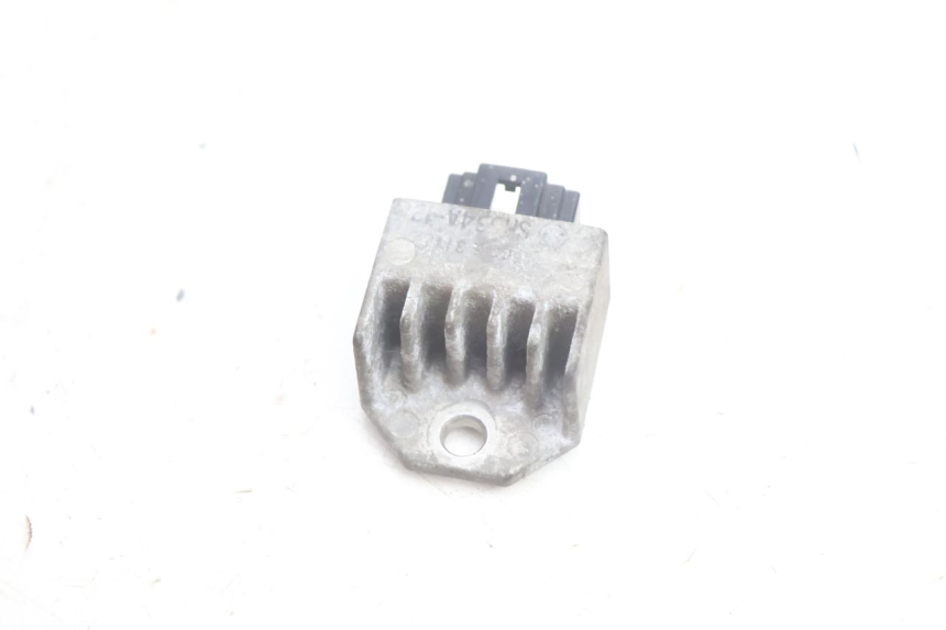 photo de REGULADOR PEUGEOT LUDIX PRO 2T 50 (2010 - 2017) - Detalle de la pieza