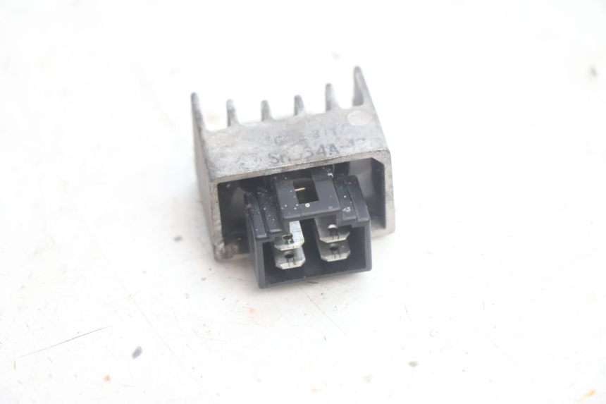 photo de REGULADOR PEUGEOT LUDIX PRO 2T 50 (2010 - 2017) - Zoom estado de uso