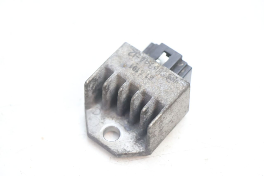 photo de REGULADOR DE CARGA PEUGEOT LUDIX SNAKE 2T 50 (2004 - 2014) - Detalle de la pieza