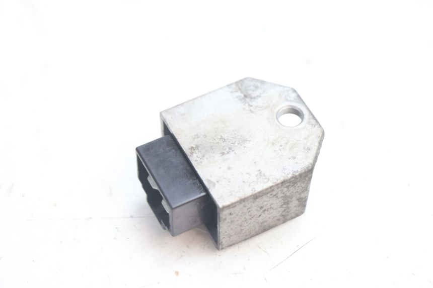 photo de REGULADOR DE CARGA PEUGEOT LUDIX SNAKE 2T 50 (2004 - 2014) - Otra perspectiva