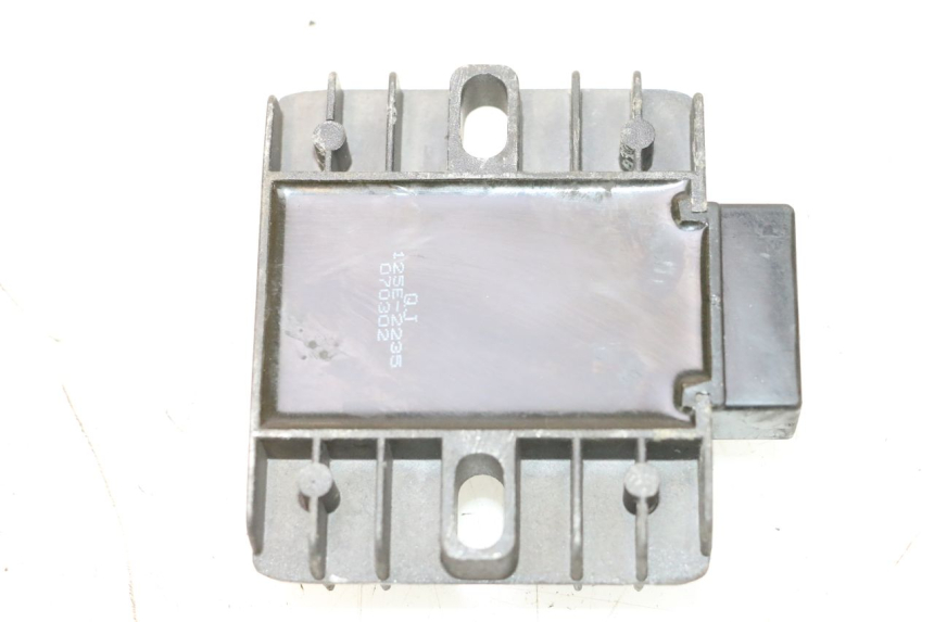 photo de REGULADOR KEEWAY MATRIX RX9 125 (2006 - 2007) - Otra perspectiva