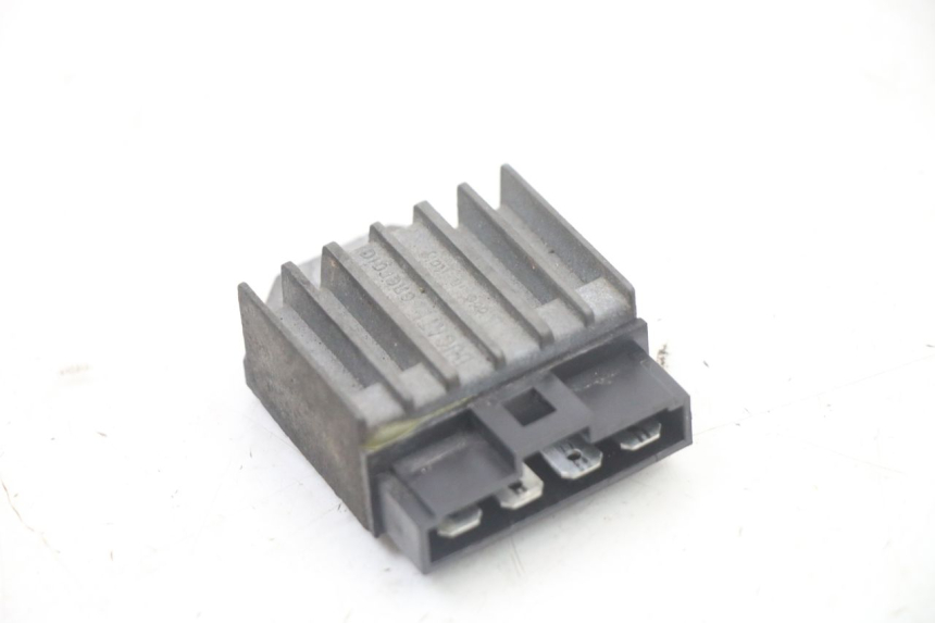 photo de REGULADOR MBK X-LIMIT XLIMIT 50 (2007 - 2012) - Detalle de la pieza