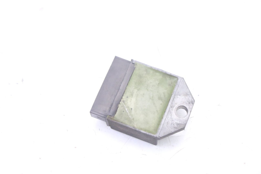 photo de REGULADOR MBK X-LIMIT XLIMIT 50 (2007 - 2012) - Otra perspectiva