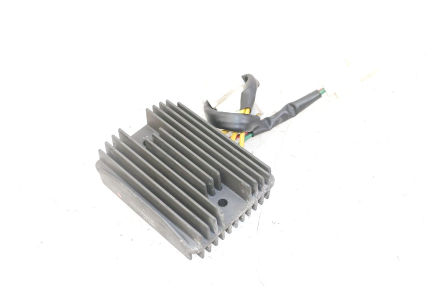 photo de REGULADOR PIAGGIO MP3 LT 300 (2010 - 2016) - Vista principal