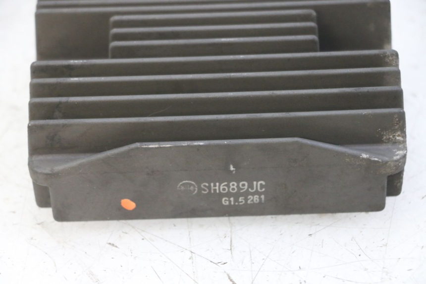 photo de REGULADOR PIAGGIO MP3 LT 300 (2010 - 2016) - Otra perspectiva