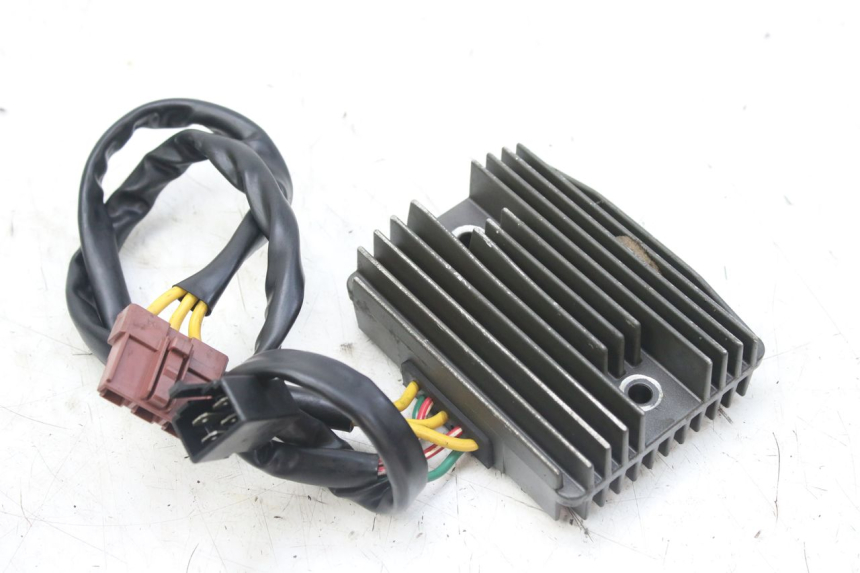 photo de REGULADOR DE CARGA PIAGGIO MP3 RL 250 (2006 - 2010) - Zoom estado de uso